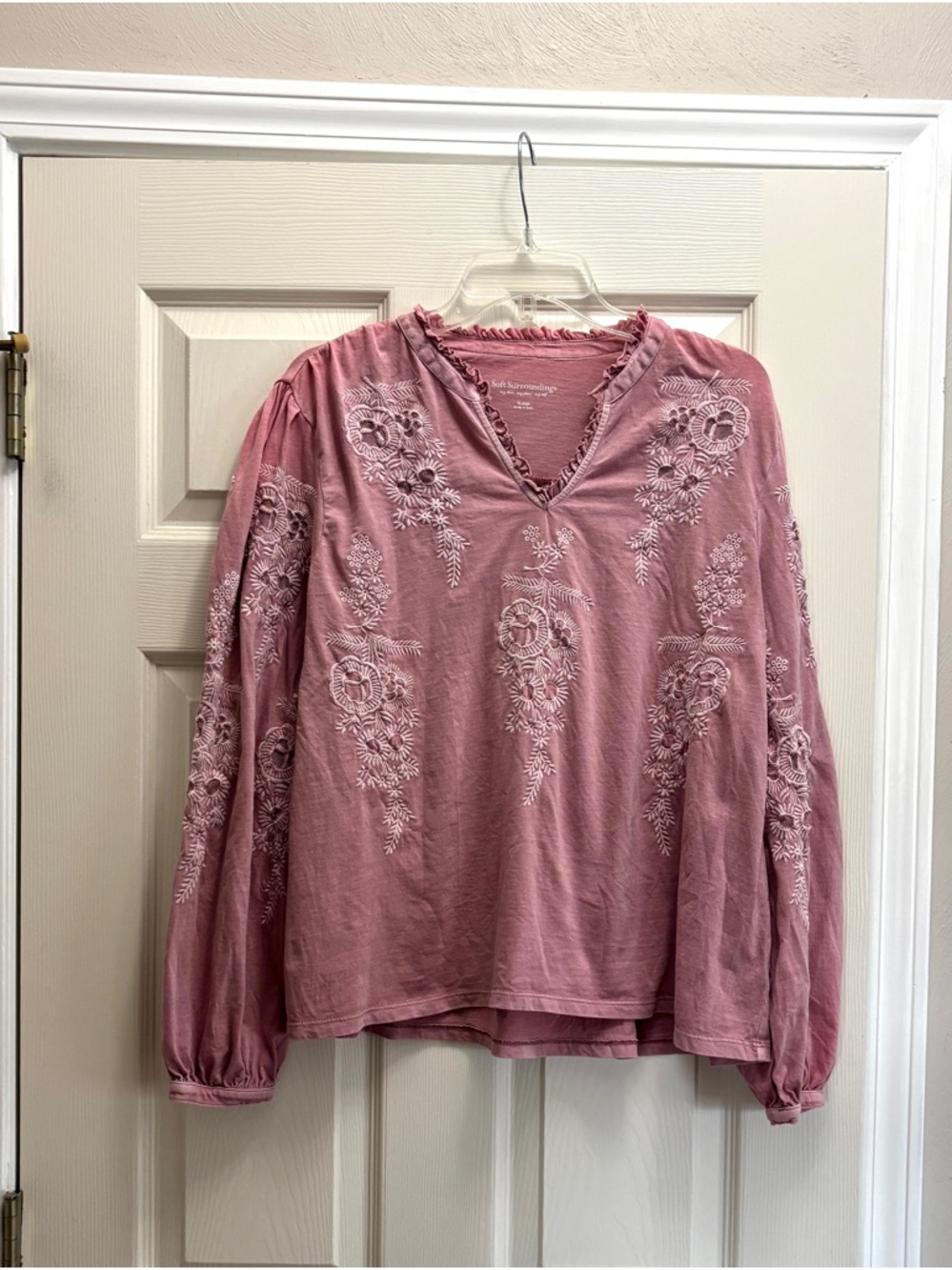 Soft Surroundings XL Pink Embroidered Boho Top Long Sleeve Flowy - Picture 2 of 6